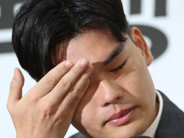 <strong>더</strong><strong>이스트</strong><strong>라이트</strong> 이석철 "폭행당한 이승현, 트라우마로 치료"