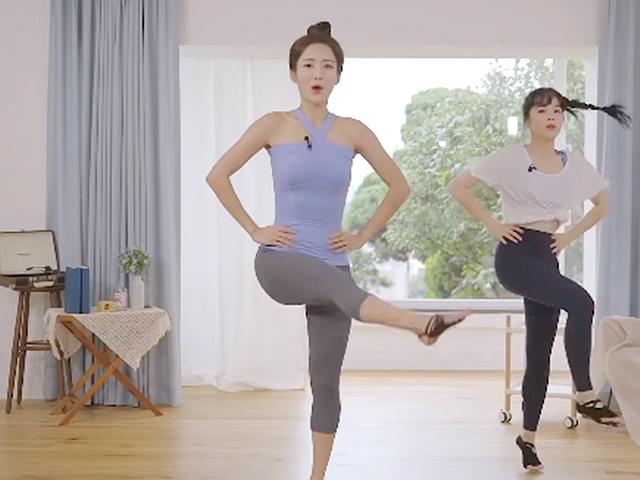하루10분 칼로리 불태우는 전신 <strong>유산소 운동</strong>