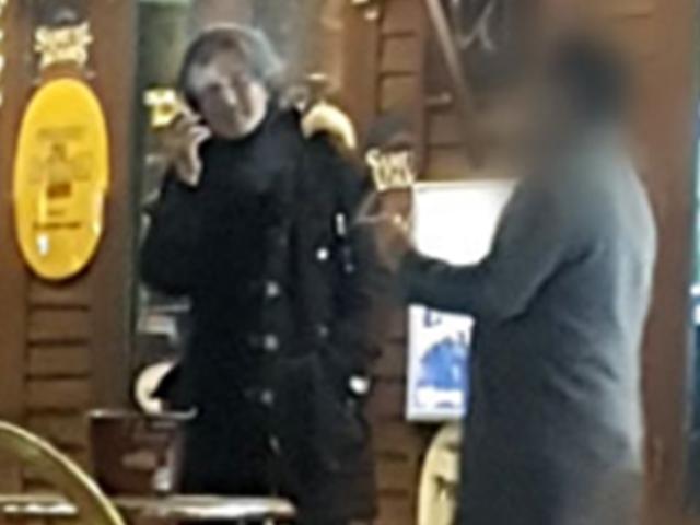'보석 상태' 이호진 태광그룹 전 회장, 간암 치료받는다더니…"<strong>술집</strong>과 떡볶이집에서 포착"