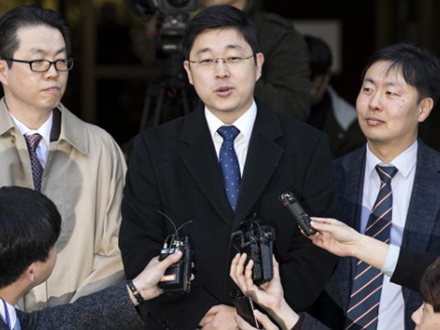 종교·<strong>양심적</strong> <strong>병역거부</strong> 무죄… "나도 총들기 싫다" Vs "개인행복 우선"