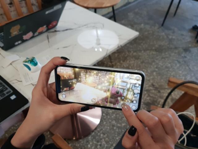 "<strong>OLED</strong> 없이도 충분한 애플 감성"..아이폰XR 써보니