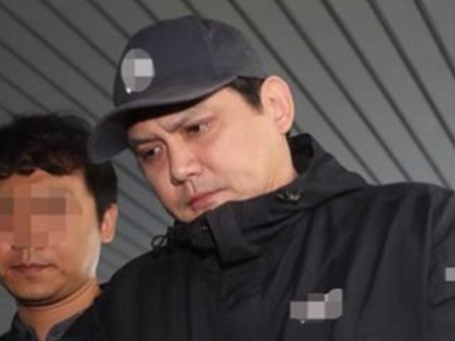 음주<strong>사망사고</strong> 황민 첫재판…"수감 스트레스로 안면 마비"