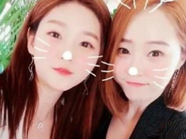 ‘동안 미모’로 화제 <strong>김새론</strong> <strong>엄마</strong>…알고보니 잡지 모델 출신