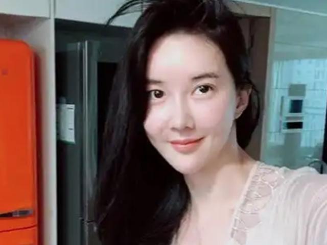 <strong>장미인애</strong>, 잊혀질 만 하면 '울화병'…이번에는 스폰서 제안 놓고 설전