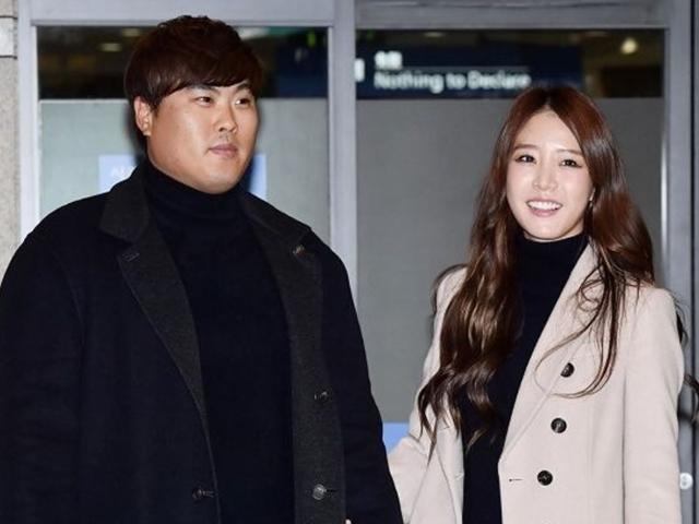 '특별상' 류현진 "아내 배지현, 고맙고 사랑한다"