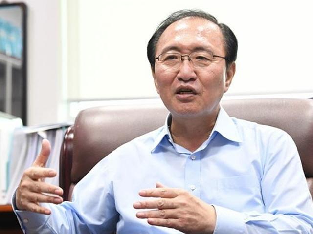 고 노회찬 전 의원, 국민훈장 무궁화장 받는다…<strong>인권</strong> 기여 공로 인정