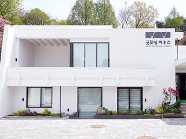이재명, 옛 공관 재입주 논란… "<strong>업무</strong> <strong>효율</strong> vs 시대 역행"