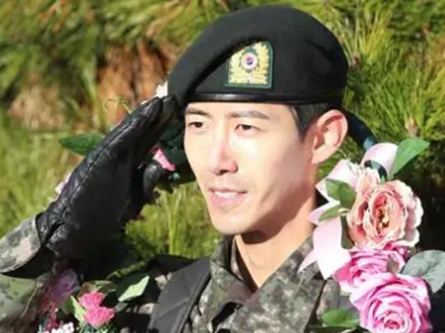 '<strong>전역</strong>' 황광희 "기다려주셔서 감사, 건강한 웃음 드릴 것"
