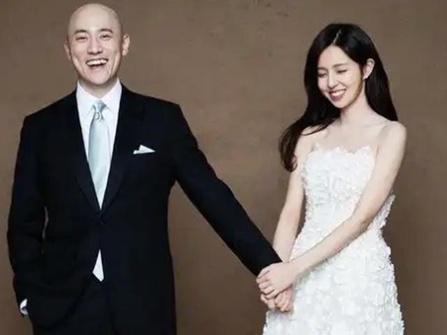 ‘결혼’ <strong>조수애</strong>♥박서원, 웨딩화보 공개+1천만원 은방울꽃 <strong>부케</strong> 해명