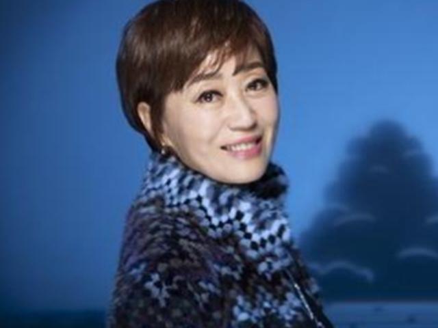 노래 60년 <strong>하춘화</strong> “물 밑서 쉼 없이 노력하는 백조처럼 …”