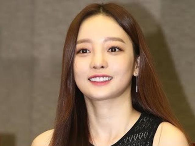 “이제 끝이라 생각했다”... 구하라, 日 <strong>팬미팅</strong>서 심경고백
