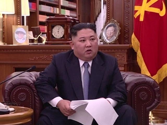 “검은양복, 집무실, 소파” 올해 김정은 신년사는 왜 달라졌나