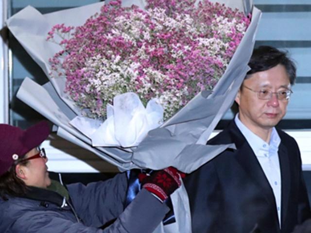 <strong>우병우</strong>가 풀려났다