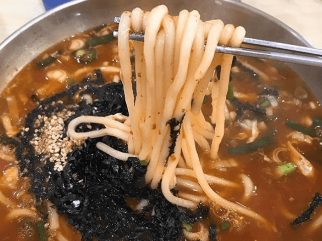 추운 날씨에 후루룩~ 전국 <strong>칼국수</strong> <strong>맛집</strong> 5곳