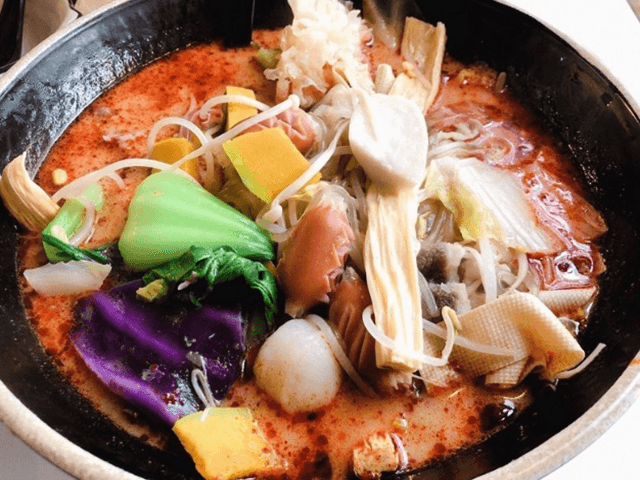 매운맛 듬뿍 얹은 <strong>마라</strong>떡볶이 드셔보세요