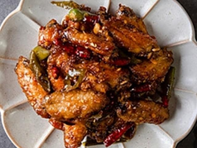 "겉바속촉"…매콤 '버팔로윙' 레시피