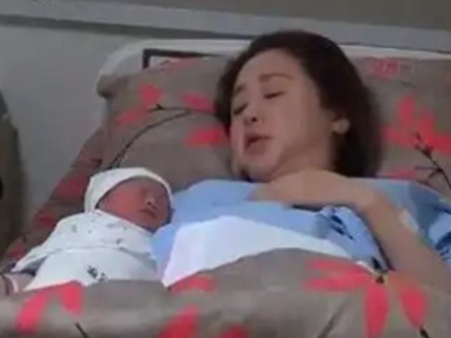 <strong>함소원</strong>♥<strong>진화</strong>, 첫 <strong>딸</strong> 품에 안았다 "이름은 혜정이"