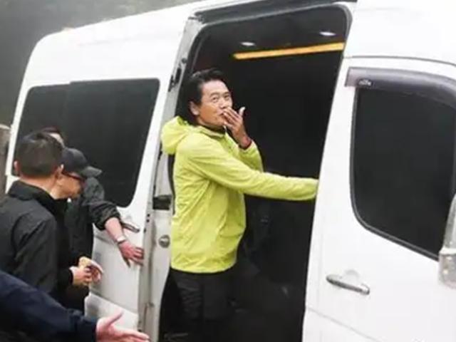 주윤발, <strong>영화</strong> 촬영 중에도 화끈한 팬 서비스…끝없는 미담