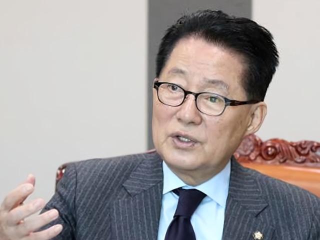 박지원 “손혜원 투기성 의심 안 해…외려 <strong>해외</strong><strong>투자</strong> 받은 기분”