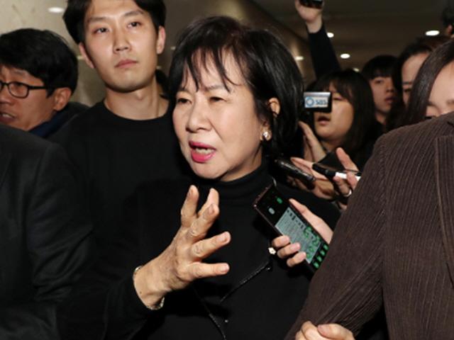 금태섭 "이해충돌" vs 손혜원 "가짜뉴스 인용 유감…사과해라"