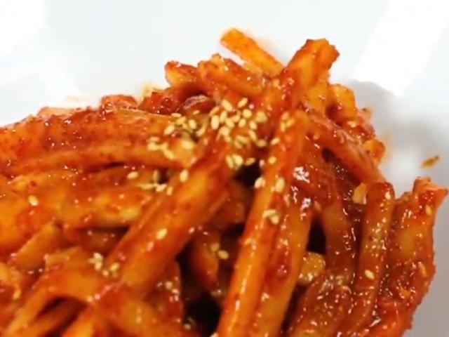 <strong>백종원</strong> <strong>레시피</strong>보다 맛있는 '무생채' 만들기