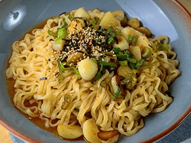 '<strong>라면</strong>의 품격'… 알리올리오<strong>라면</strong>
