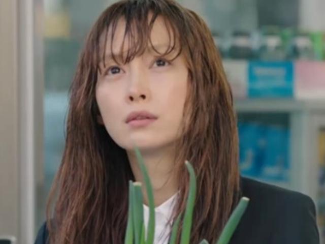 "이혼·<strong>경단녀</strong> 변신".. '로코퀸' 이나영, 완벽한 9년만 귀환