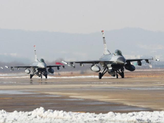 공군 대령, <strong>김앤장</strong> 취업하려 ‘군사기밀’ 넘겼다