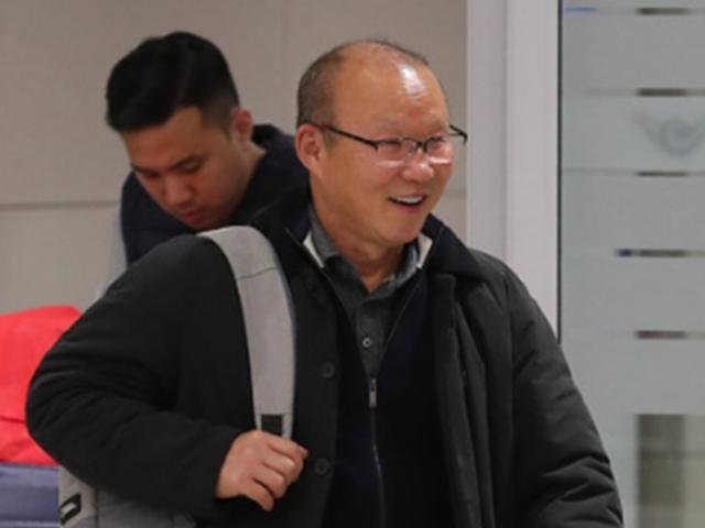 금의환향 박항서 "<strong>아시안컵</strong>, 베트남서도 기대 안하는 눈치였지만"