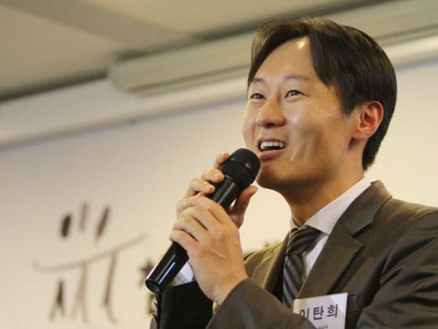 ‘<strong>사법</strong><strong>농단</strong>’ 사태 수면 위로 끌어올린 이탄희 판사… 법원에 사표