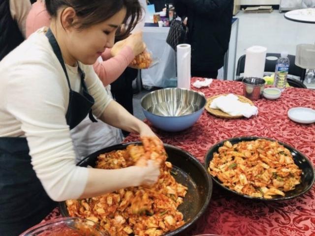 “젓갈 빠진 비건 김치, 발효와 맛의 비결은 따로 있어요”