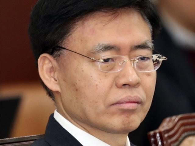 대니엘 조씨 "스트립바 맞다"…최교일에 재반박