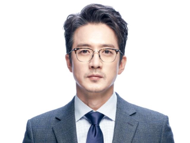 <strong>정준호</strong> "정계진출? 연기에 더 집중할 생각"