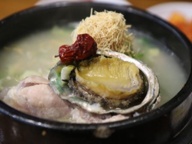 함께 발맞춰 돌담길 산책 덕수궁 <strong>맛집</strong> BEST 5
