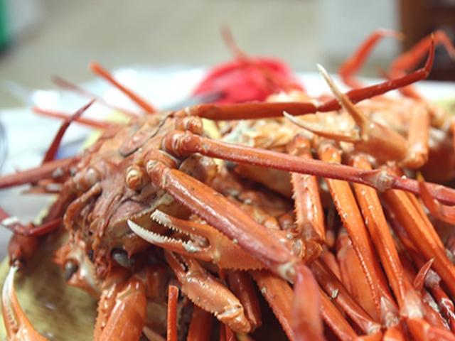 강릉 맛집, 주문진 홍게 무한리필에서 물리게~