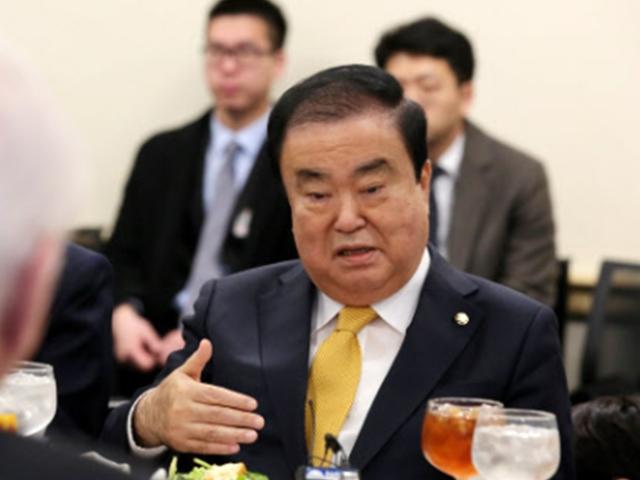문희상 “<strong>일왕</strong>사죄 발언, 사과할 일 아냐…10년 전부터 해오던 얘기”