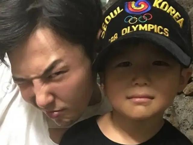 양현석 아들 공개, ‘깜찍+훈훈’ 이목구비 “<strong>지드래곤</strong>과 함께”