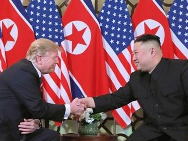 <strong>김정은</strong> “비핵화 의지 없으면 여기 오지 않았다”