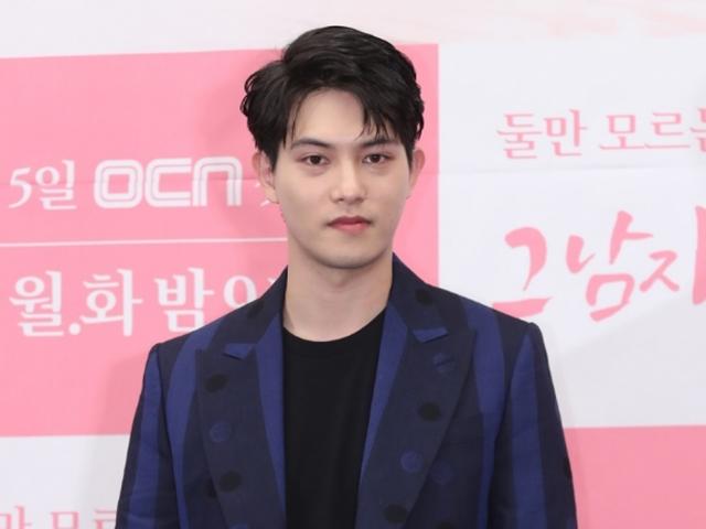 <strong>씨엔블루</strong> 이종현도 '단톡방' 멤버…FNC, 어떤 결정 내릴까