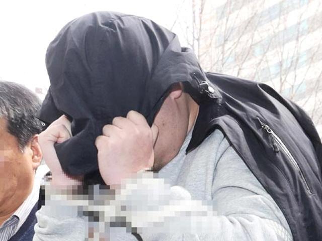 현관 비번 어떻게 알았나… '청담동 주식부자' <strong>부모</strong> <strong>피살</strong> 미스터리