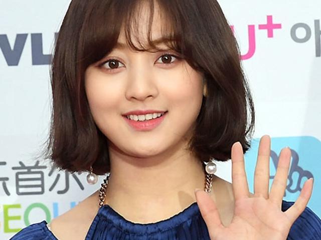 트와이스 지효, 일본 출국길에 눈물…”정준영 <strong>악성 루머</strong> 심경?”