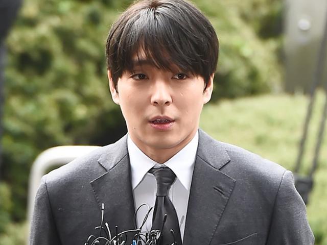 '경찰유착·몰카혐의' <strong>최종훈</strong>, SNS 활동포착 물의