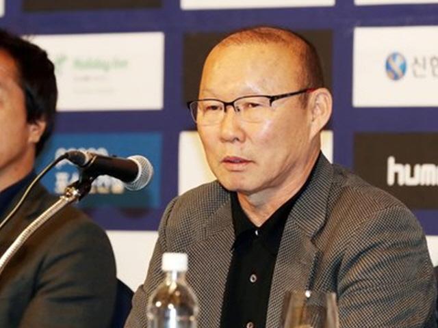 뿔난 <strong>박항서</strong> <strong>감독</strong> “훈련할 시간이 모자라”