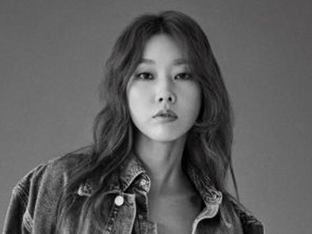 돌아온 한혜진, 전현무와 결별 후 첫 SNS 활동 재개