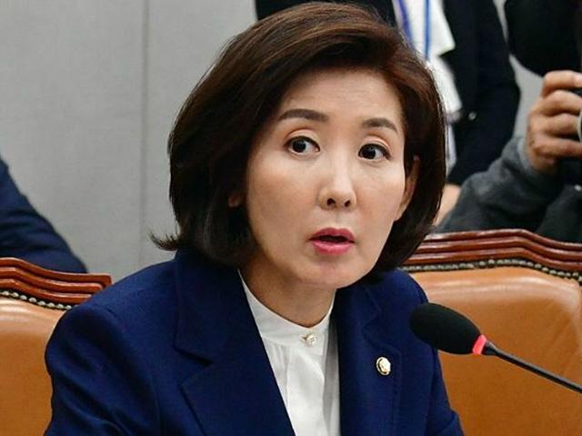 나경원 "반민특위 아니라 반문특위 비판…여야3당 "궤변"