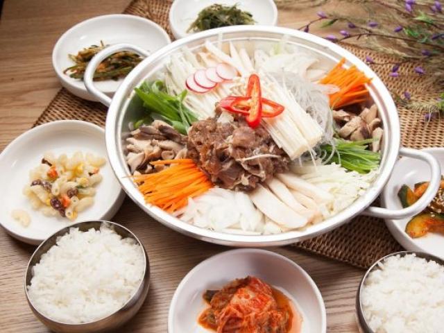 韓소비자, 식당 <strong>쌀밥</strong> ‘불만족’ 14%…日은 3% 불과