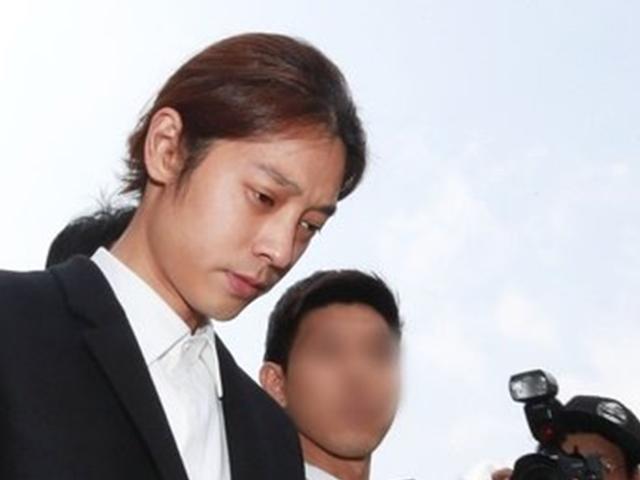 "'몰카 사건' 정준영, 유치장서 만화책 읽으며 지내"