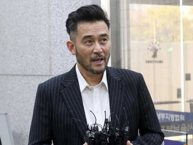<strong>최민수</strong>, '<strong>보복운전</strong>' 첫 재판…"양심걸고 사실 아냐"