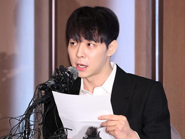 <strong>황하나</strong>와 마약투약 혐의 <strong>박유천</strong> 수사 본격화…자택 압수수색+모발 체취
