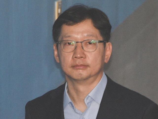 김경수 2심 재판부 보석 허가…구속 <strong>77</strong>일 만에 석방